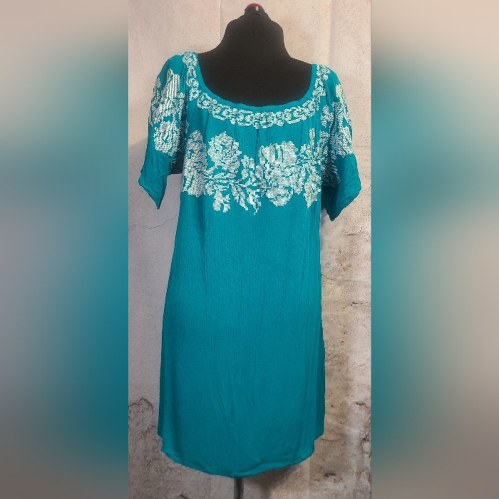Izzy & Lola Turquoise Mini Dress with Ivory Detailing